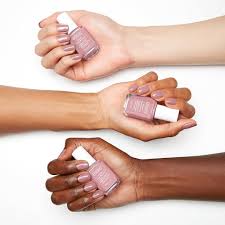 Essie Treat Love - 40 Lite Weight (13.5ml)