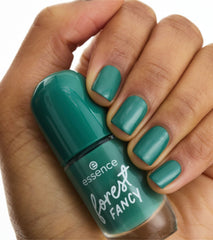 ES Gel Nail Colour 77 – Vibrant & Long-Lasting