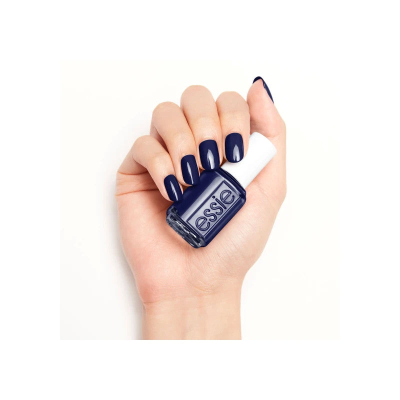 Essie - 923 Step Out Of Line (13.5ml)